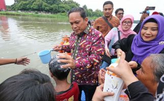Warga Gelar Ritual Keramas Bersama, Pj Wako Tangerang: Mari Sambut Ramadan dengan Jiwa Raga yang Bersih - JPNN.com