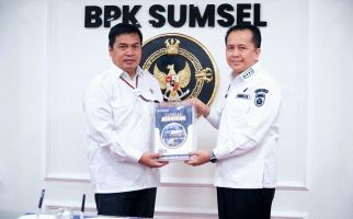 Serahkan LKPD TA 2023, Pj Gubernur Sumsel: Semoga Raih Opini WTP yang ke-10 dari BPK - JPNN.com