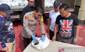 Polisi Gagalkan Penyelundupan 273 Karung Bijih Timah di Bangka Barat - JPNN.com
