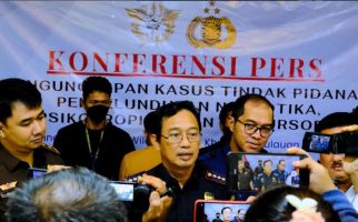 Periksa Penumpang Kapal, Bea Cukai Tanjungpinang Temukan Barang Haram Sebanyak Ini - JPNN.com
