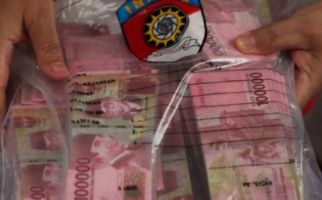 2 Pengedar Uang Palsu Ditangkap Satreskrim Polres Bojonegoro - JPNN.com