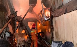 Sepekan Ramadan, 12 Unit Rumah di Makassar Hangus Terbakar, Satu Orang Tewas - JPNN.com