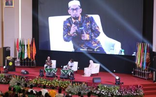 Ustaz Adi Hidayat: Islam Tidak Anti dengan Seni - JPNN.com