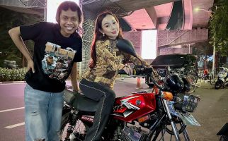 Menang Lelang Amal Motor Rp 300 Juta, Putri Permata Banjir Pujian - JPNN.com