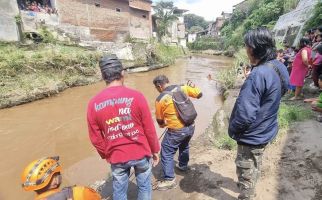 Hanyut di Sungai Brantas Kota Malang, Balita Bernama Kurt Cobain Ditemukan Meninggal Dunia - JPNN.com