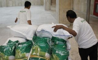 BAZNAS Mulai Distribusikan 2.875 Kantong Beras Zakat Fitrah - JPNN.com