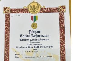 Presiden Anugerahi Bupati Anna Tanda Kehormatan atas Kinerjanya - JPNN.com