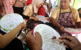 Astra Meresmikan Omah Pembatik Cilik di Gunungkidul - JPNN.com