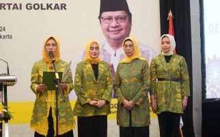 Pengajian Al-Hidayah dan Himpunan Wanita Karya Dukung Airlangga - JPNN.com