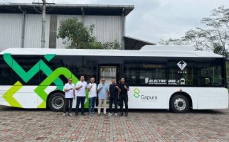 VKTR & Gapura Angkasa Hadirkan Bus Listrik Ramah Lingkungan di Bandara Soetta - JPNN.com