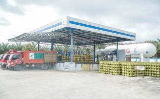 Pejabat dan Masyarakat di Jatim Tepis Hoaks Soal Ketersediaan LPG 3 Kilogram - JPNN.com