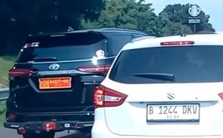 Dicari Pengendara Arogan Bernomor Dinas TNI di Tol, Marsda (Purn) Asep Lapor Polisi - JPNN.com