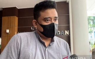 Bobby Nasution Siap Menindak Lurah yang Menaikkan Harga Pangan di Pasar Murah - JPNN.com