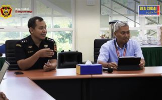 Bea Cukai Ajak Masyarakat Berantas Rokok Ilegal di 2 Kota Ini - JPNN.com