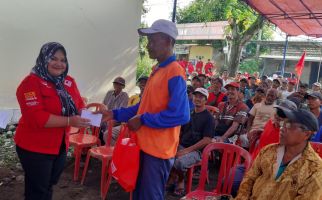 Laskar Ngawi & Anis Rupata Nera Foundation Berhalalbihalal dengan 100 Tukang Becak - JPNN.com