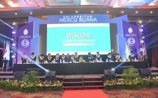 Wisuda UMB 2024, Rektor Sampaikan 3 Pesan Penting soal Kepemimpinan - JPNN.com