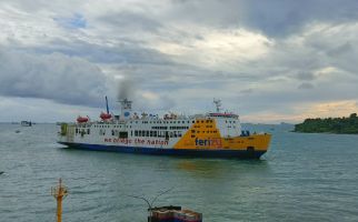 Jadwal Feri Penyeberangan Merak ke Bakauheni Hari Ini - JPNN.com