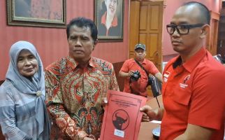 Suara Mengempis di Pileg 2024, Riyanta Ambil Formulir Cawagub Jateng dari PDIP - JPNN.com