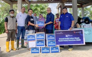 Peduli Warga Banjir Gunung Marapi di Sumbar, XL Axiata Salurkan Bantuan  - JPNN.com