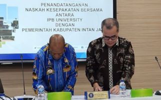 Fokus Bangun SDM Anak Asli Papua, Apolos Bagau Jalin MoU dengan Kampus IPB - JPNN.com