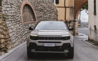 Jeep Avenger 4xe Hadir Dengan Powertrain Hybrid, Diklaim Lebih Kencang - JPNN.com