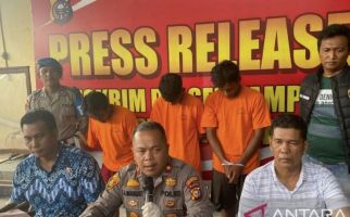 Detik-detik Juru Parkir Liar Membenturkan Kepalanya ke Wajah Pengemudi Ojol - JPNN.com