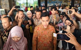 Gibran Obrolkan Ini Bareng Jokowi saat Tak Hadiri Rakernas PDIP - JPNN.com