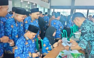 Pesan Bupati Syamsul untuk PPPK: Gunakan Gaji dengan Sebaik Mungkin - JPNN.com