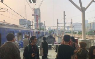 Alat Berat Jatuh di Jalur MRT, Akses ke Stasiun Langsung Ditutup - JPNN.com