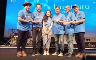 Langit Biru, Persembahan Spesial Padi Reborn dan Fanny Soegi - JPNN.com