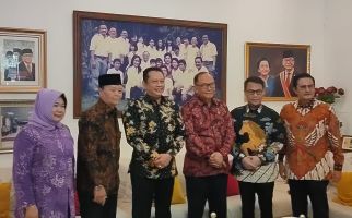 Bertemu Sidarto Danusubroto, Bamsoet Terima Masukan Kaji Ulang Pasal 33 UUD 1945 - JPNN.com