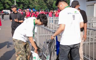 Ajak Para Pecinta Bola Bersih-bersih Seusai Pertandingan Indonesia VS Irak, Pegadaian Kumpulkan 728 kg Sampah - JPNN.com