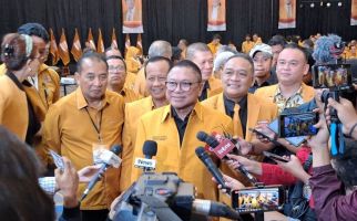 OSO: Lebih Dari 800 Orang Mendaftarkan Diri untuk Maju Pilkada 2024 Melalui Hanura - JPNN.com