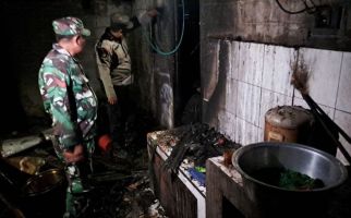 Detik-Detik Dapur Bu Tutik Meledak Akibat Elpiji Bocor, 4 Orang Terluka - JPNN.com