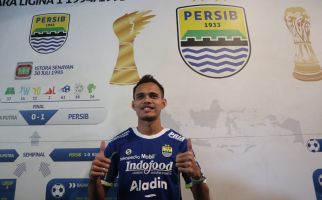 Rezaldi Hehanussa Memilih Tetap Berseragam Persib Sampai 2026 - JPNN.com