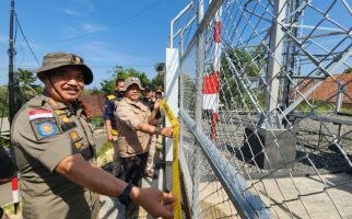 11 Tower Tak Berizin Disegel, Satpol PP Tak Peduli Siapa Pemiliknya - JPNN.com