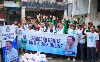 Relawan Mas Gibran Sapa Ratusan Pengemudi Ojol, Berbagi Makanan Bergizi hingga Baksos - JPNN.com