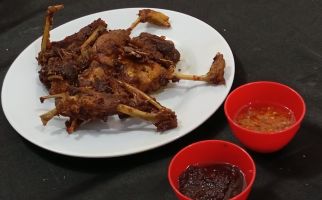 Resep Bebek Bumbu Ireng, Makanan Khas Madura yang Enak dan Empuk - JPNN.com