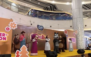 Pertama Kali di Jakarta, Masha and The Bear Hebohkan Baywalk Mall - JPNN.com