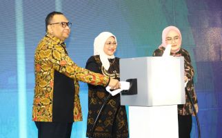 Menaker Ida Fauziyah Minta Mediator Tekankan Pencegahan Perselisihan Hubungan Industri - JPNN.com