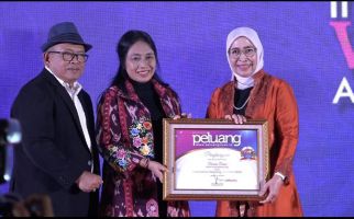 Diana Dewi Raih Penghargaan Indonesia Inspiring Women Award 2024 - JPNN.com