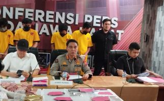 Polda Jabar Tangkap Penampung Duit Judi Online yang Bernilai Ratusan Miliar di Ciamis - JPNN.com