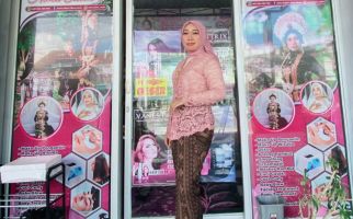 Titik Balik Nita Zahro, Single Parent yang Sukses Dirikan 2 Salon Lewat Kursus Kecantikan - JPNN.com