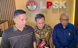 Ronny PDIP Minta LPSK Lindungi Staf Hasto dari Intimidasi KPK - JPNN.com