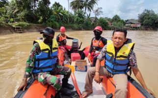 Lansia di OKU Timur Hilang saat Mandi di Sungai Komering - JPNN.com
