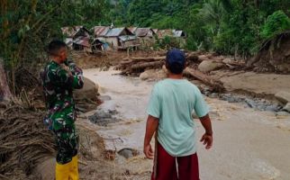 Banjir dan Longsor Menerjang 9 Rumah di Sigi Sulteng, 17 KK Terdampak - JPNN.com