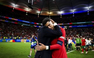 Drama Portugal vs Slovenia, Tangisan Cristiano Ronaldo Berubah Jadi Tawa - JPNN.com