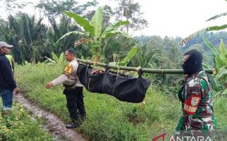 Penemuan Mayat Tanpa Busana di Sukabumi Bikin Geger - JPNN.com