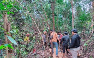 Polisi Bersenjata Api Bergerak ke Dalam Hutan, Rus dan Ram Tak Bisa Kabur - JPNN.com