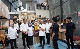 Lepas Ekspor UKM Yogyakarta, Zulhas: Kemendag Komitmen Dorong UKM Tingkatkan Ekspor - JPNN.com